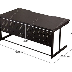 유주얼 게이밍 책상 1600 1개 & 제네시스 사무실 컴퓨터 게이밍 체어 2개 일괄 판매합니다.