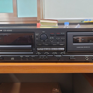 TASCAM CD-A500