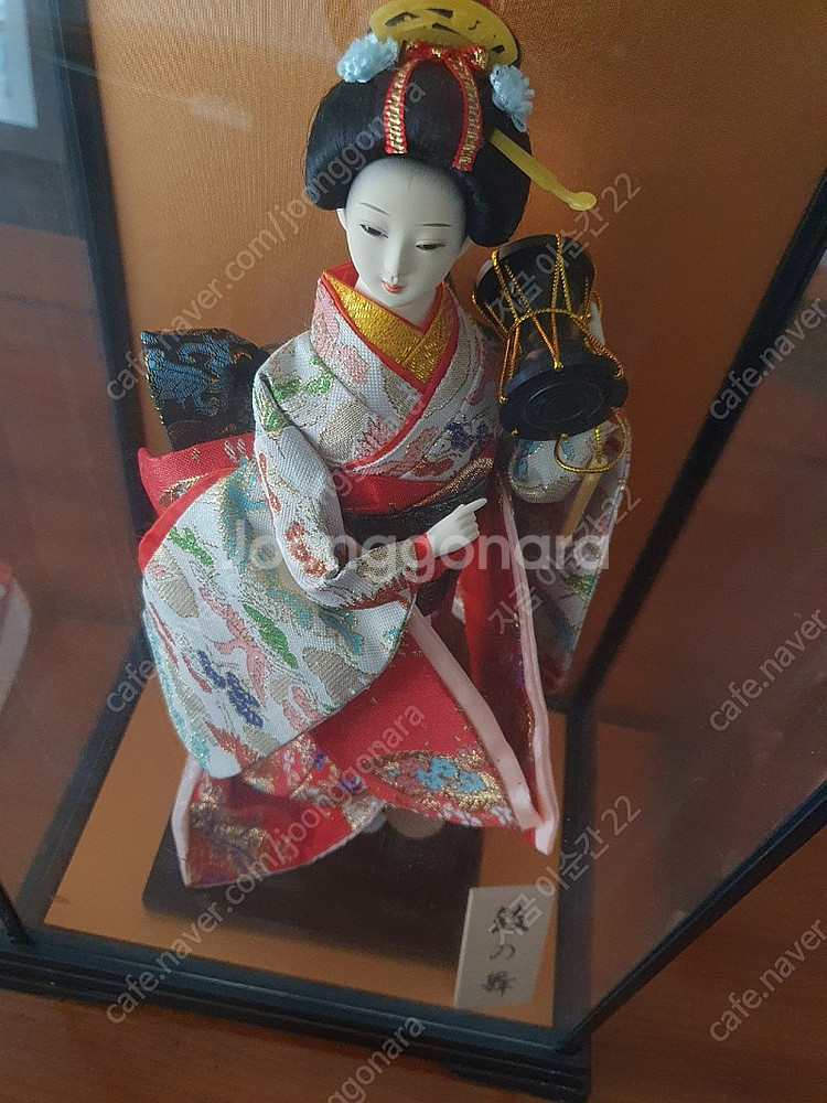 일본소품 기모노 게이샤 인형 (유리케이스)--1