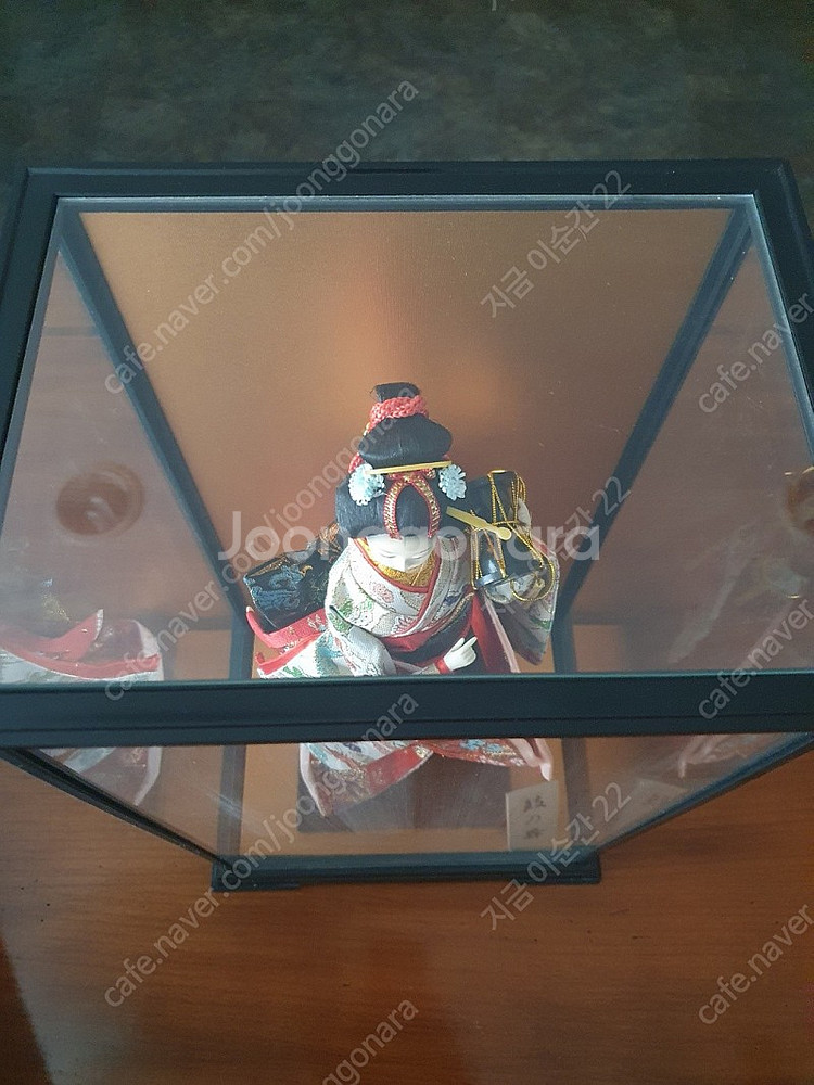 일본소품 기모노 게이샤 인형 (유리케이스)--2