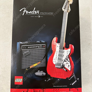 레고 아이디어 펜더 기타(Fender Stratocaster) 21329 미개봉 새제품 팝니다.