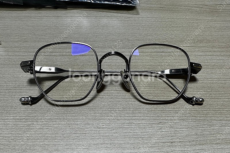 크롬하츠 바질릭토리안 AS(엔틱실버) 판매합니다.--1