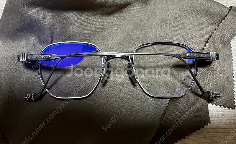 크롬하츠 바질릭토리안 AS(엔틱실버) 판매합니다.--9