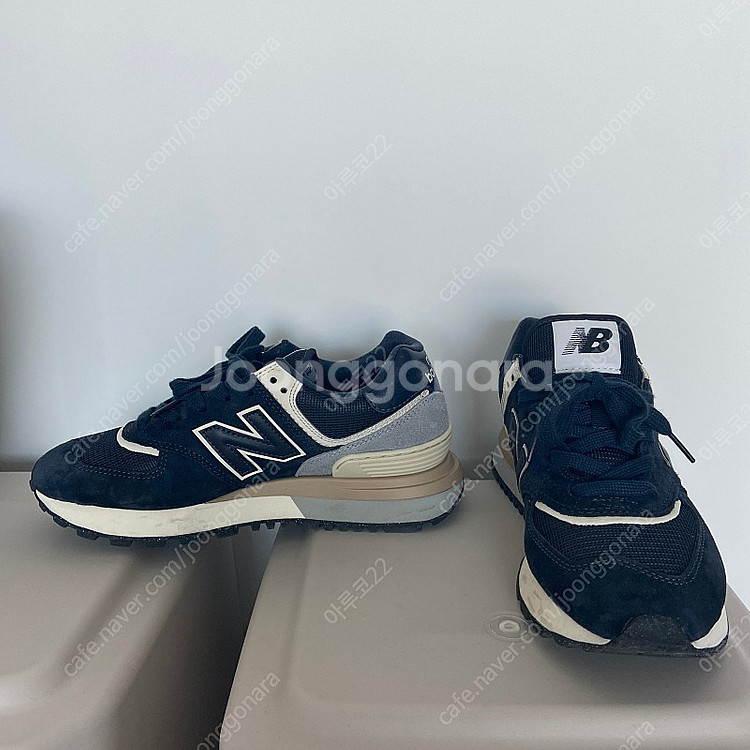 뉴발란스 574 레거시 네이비 235~240 사이즈 팝니다--2
