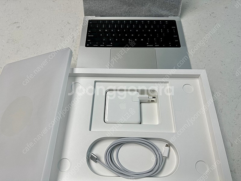 맥북프로14인치 m1프로 애케플 영문자판 실버 (1테라/영문키보드/애플케어플러스)--8