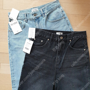 WMM Wide Jeans 와이드 진 블루,블랙 M 새상품 팝니다.