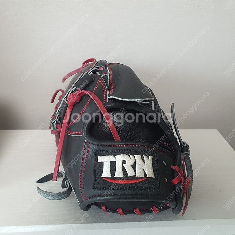 TRN 투수 글러브(좌투)--1