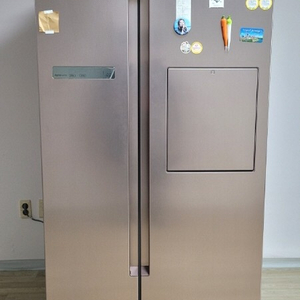 깨끗하고 성능 좋은 삼성 지펠 815리터 양문형 냉장고
