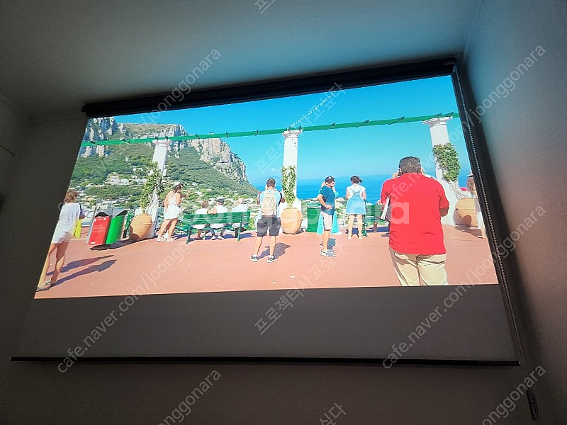 옵토마 SUHD60 4K 빔프로젝터 팝니다.--8