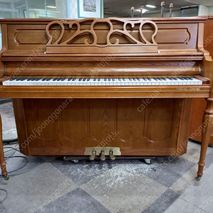 (판매) 영창피아노 CX-110 아주 멋스러운 깨끗하고 좋은 피아노 진짜 완전 싸게 드려요