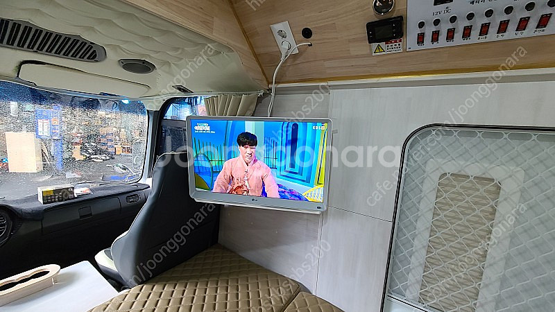 2층 침대 거실형 카운티 캠핑카--8