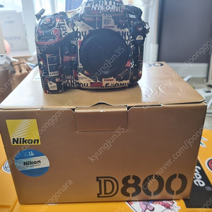 니콘 d800 팝니다. 상태좋음 배터리3 듀얼충전기