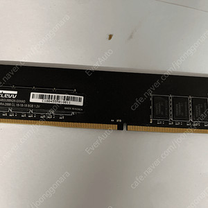 Klevv DDR4 8GB 2666CL 단면