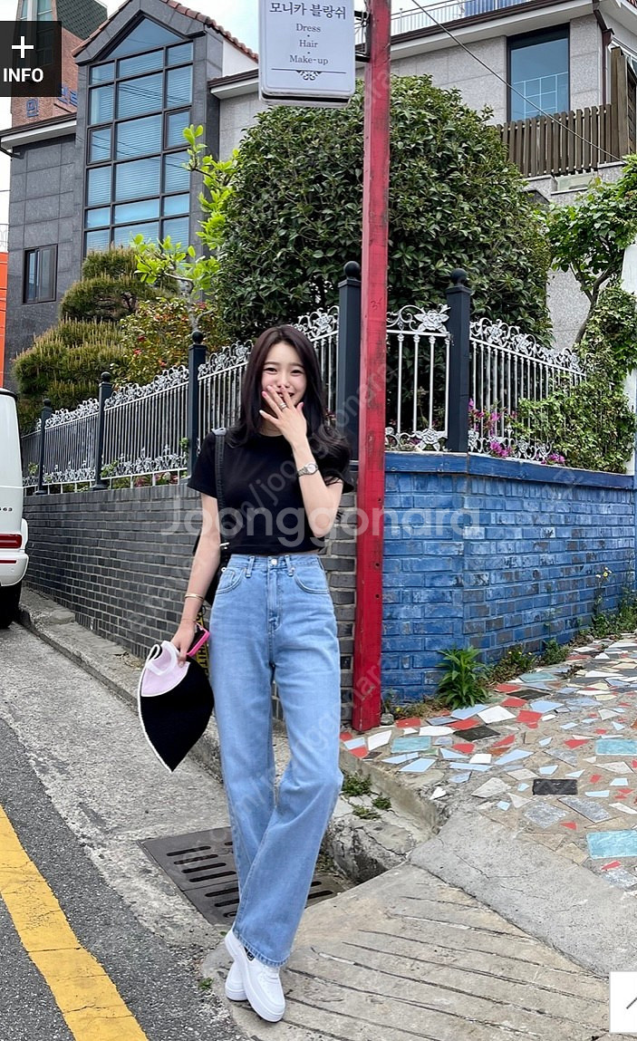 마리마켓 로얄크롭티 블랙/화이트--1