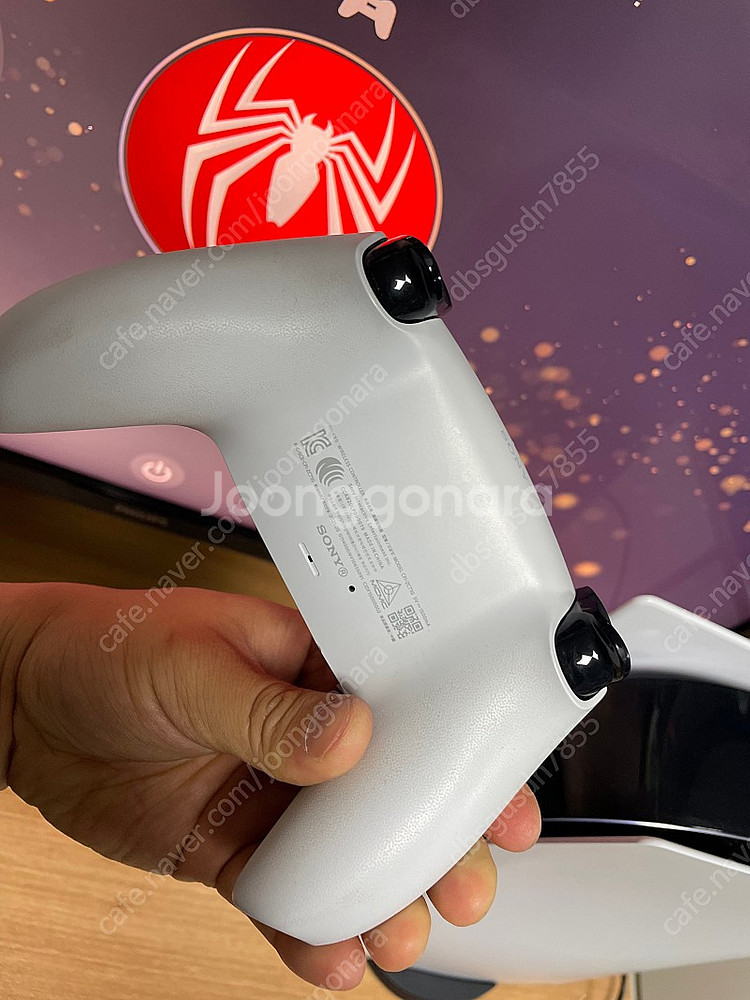 ps5 1018a 디스크버전 팝니다--2