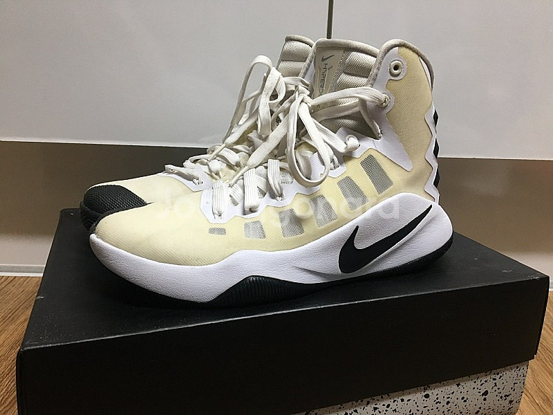 나이키 줌 하이퍼덩크 245--0