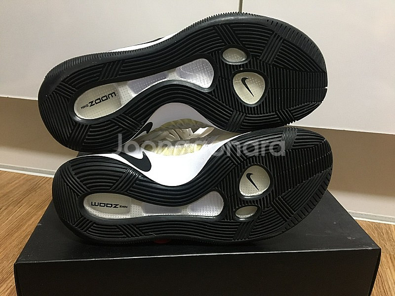 나이키 줌 하이퍼덩크 245--3