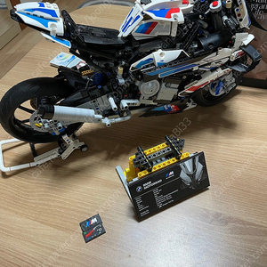 레고 BMW M1000RR 조립품