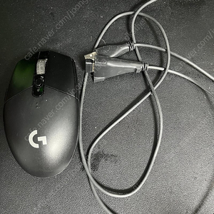 G304 마우스 판매합니다