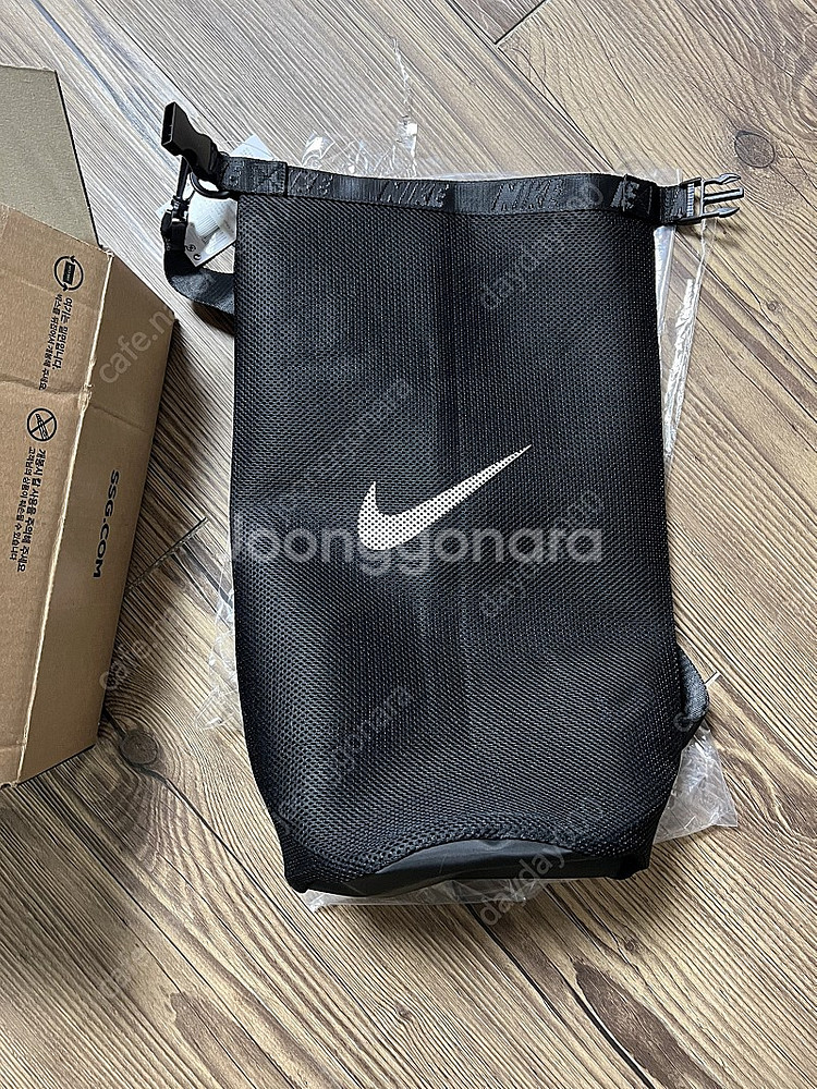 (새상품) 나이키스윔 리사이클드 메쉬 슬링백 10리터 NESSC156-001--2