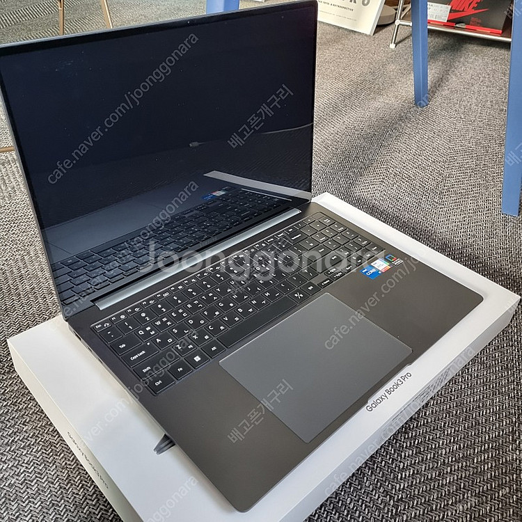 갤럭시북3 NT960XFT-A51A 16인치 노트북--2