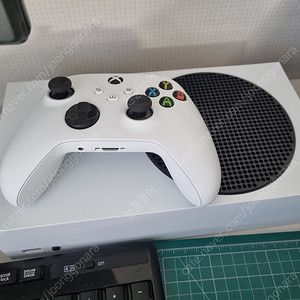 xbox 시리즈s팝니다.