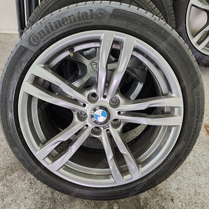Bmw F30 18인치 순정휠타이어 팝니다.