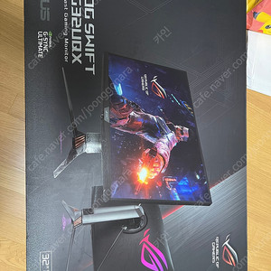 모니터 끝판왕 32인치 4K 아수스 Asus PG32UQX 팝니다.