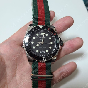 구찌 남성 손목 시계 Dive 45mm 블랙 Matte 다이얼 Green Red Web