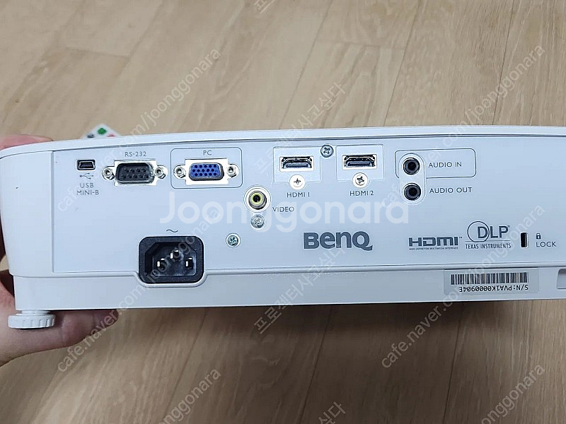 벤큐 W1050 FHD 빔프로젝터 팝니다.--8