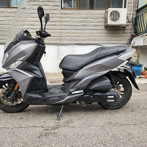 제트14 20년식 abs 16xxx키로 판매합니다 pcx nmax z14