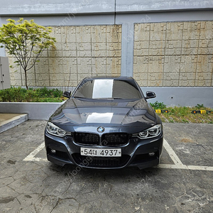 bmw f30 320i m 스포츠 18년식