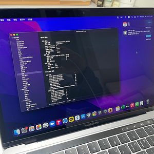 맥북프로 13인치 램8GB/HDD512GB 팝니다