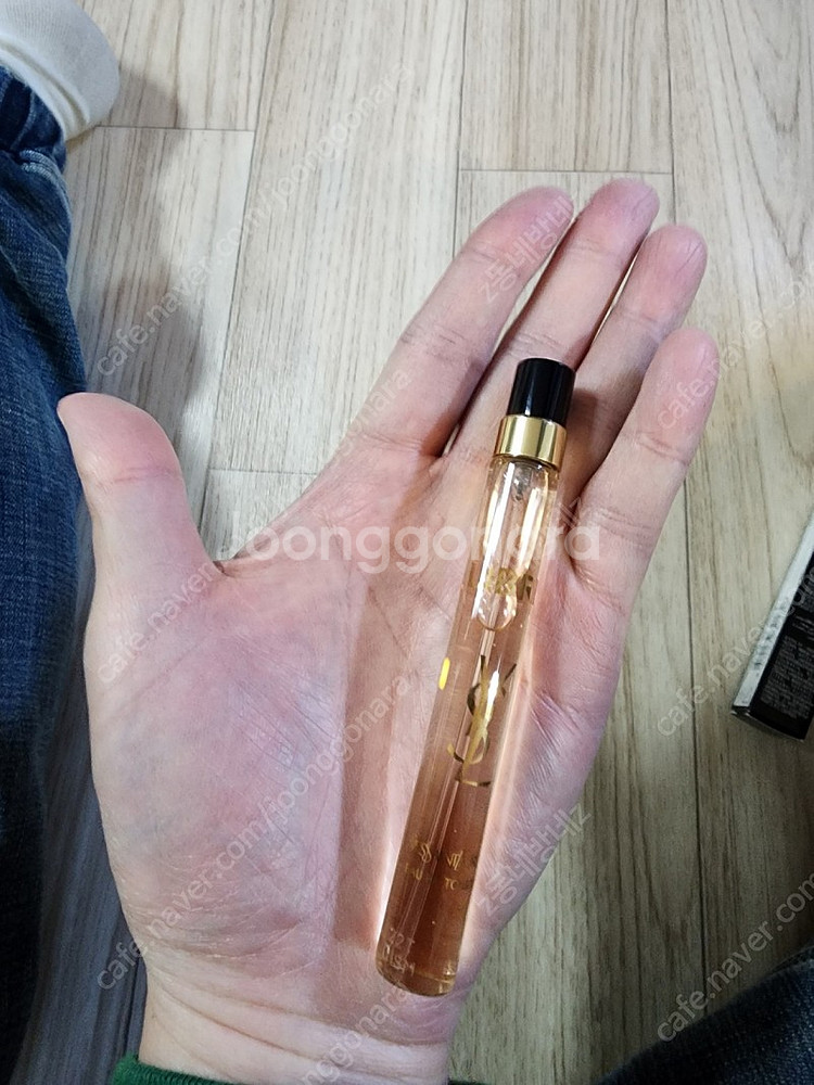 입생로랑 향수 판매합니다--1