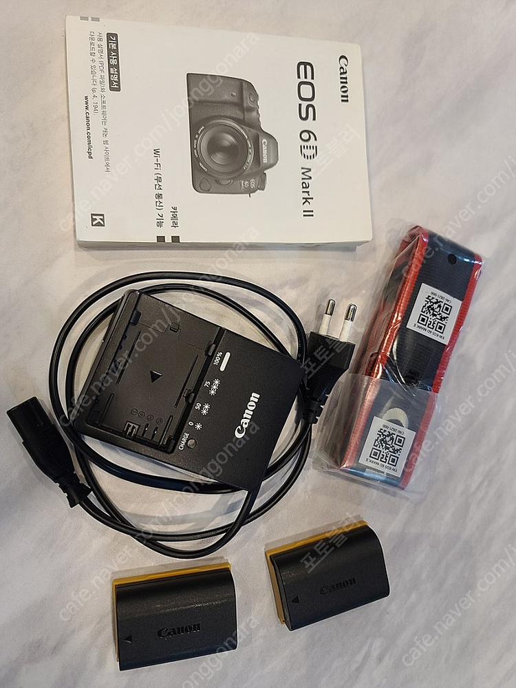 캐논 풀프레임 6Dmark2 + 세로그립 BG-E21 + 24-105 Ⅱ IS USM 팝니다.--7