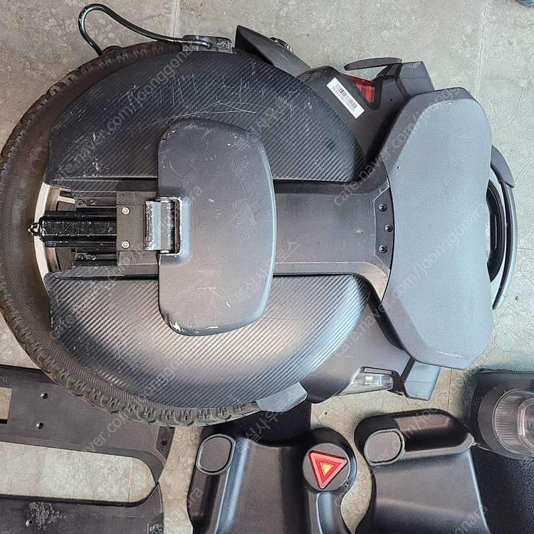 4개월된중고 인모션 V11 4.0 서스펜션 전동휠 판매합니다 2013 1월중순 수령--4