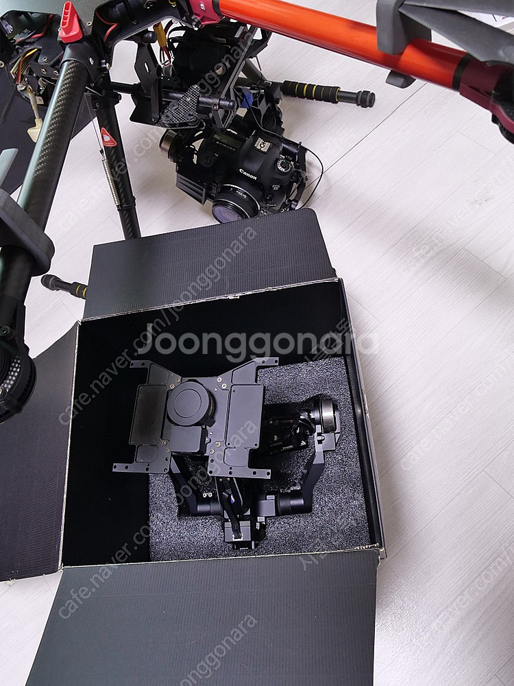 DJI S1000 , 젠뮤즈 5D , 후타바 14SG,...--3