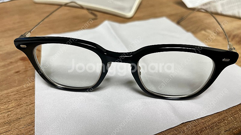 젠틀몬스터 부스터--1