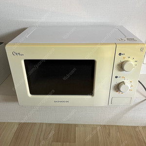 위니아 대우 전자레인지 KR-B202W 팝니다.