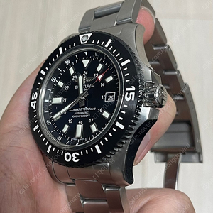 브라이틀링 슈퍼오션 스페셜 44mm