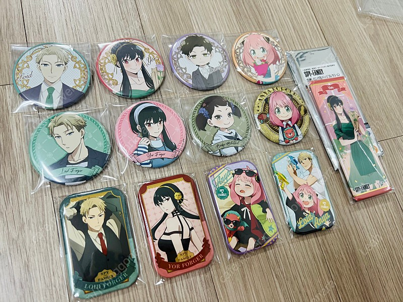 스파이패밀리 캔뱃지 13개 일괄 스파패 사각뱃지 아냐 요르 이미지