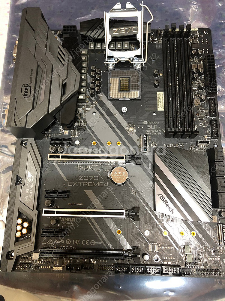 i7 8700k 애즈락 z370 16gb 한개 판매합니...--1