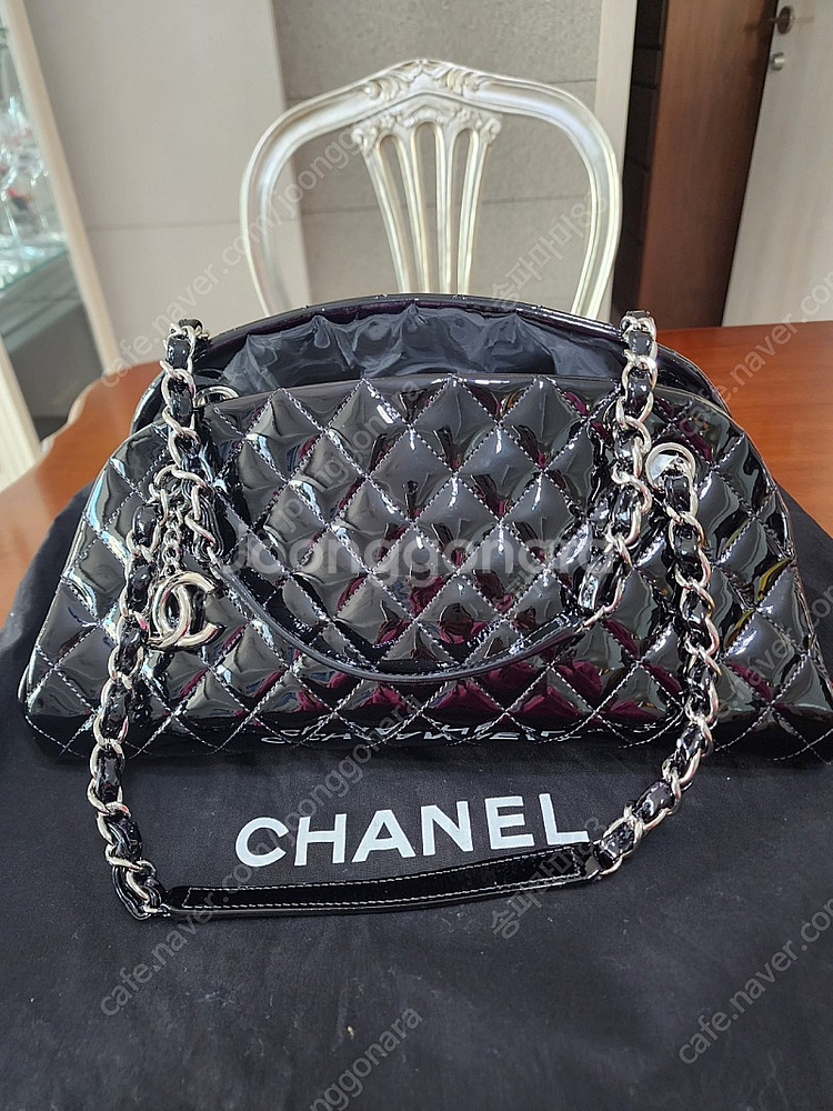 샤넬백 샤넬가방 볼링백 페이던트 195만--0