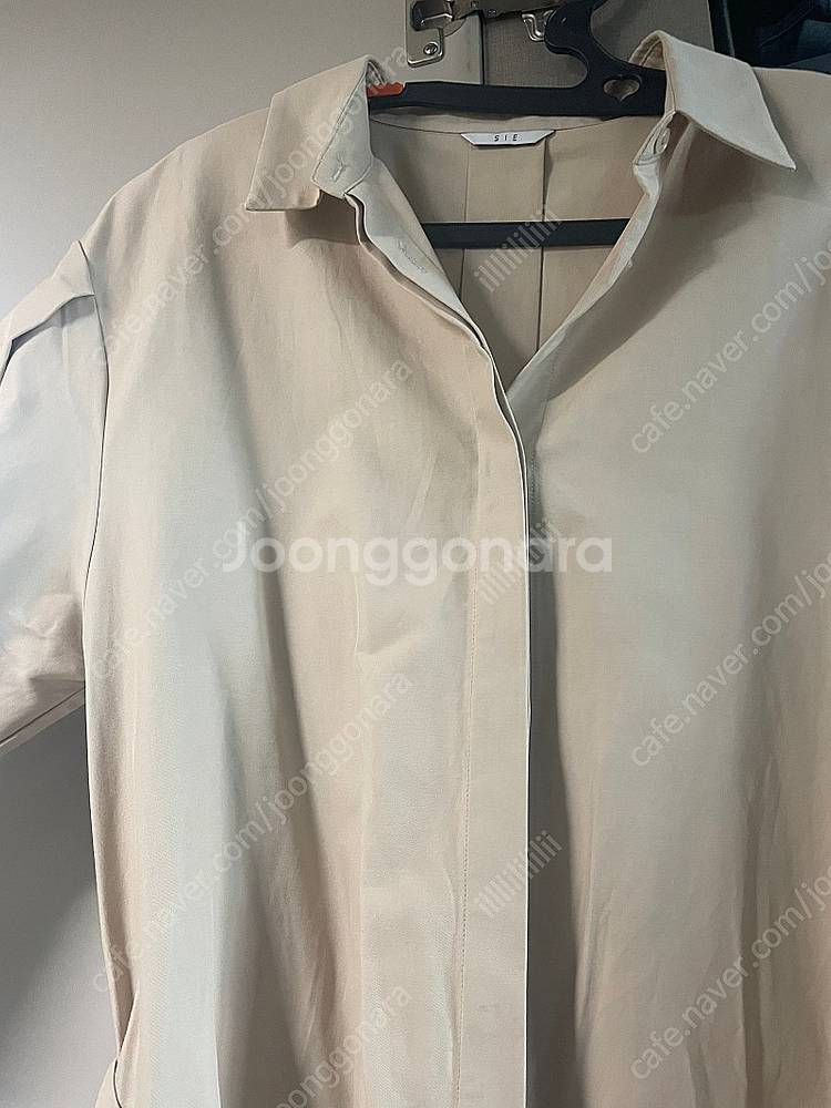 시에 오드 디테일 셔츠 드레스 70,000원--2