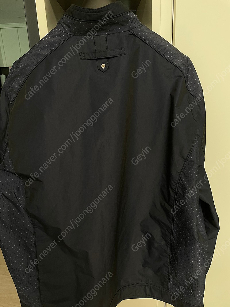 이동수골프 바람막이--2