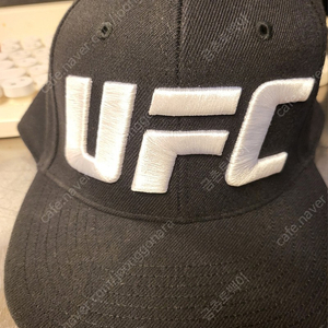 리복 UFC 스냅백