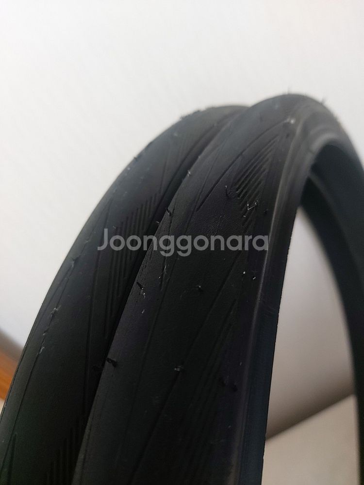 슈발베원 20인치 451 타이어(28-451)--4