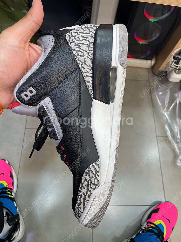 조던3 블랙시멘트 275 팝니다--4