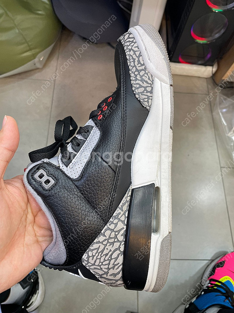 조던3 블랙시멘트 275 팝니다--5