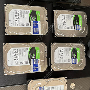 씨게이트 바라쿠다 HDD 8TB 5400RPM ST8000DM004 하드디스크 6개 팝니다. 개당